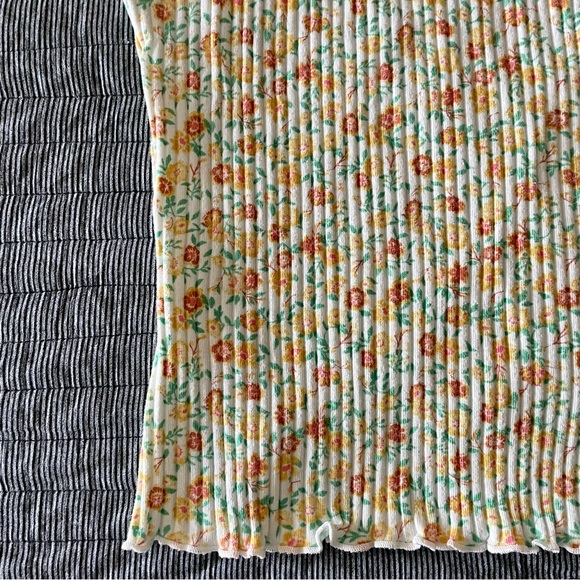 Billabong Floral Tomboy Tank Size S NWT - Picture 7 of 11